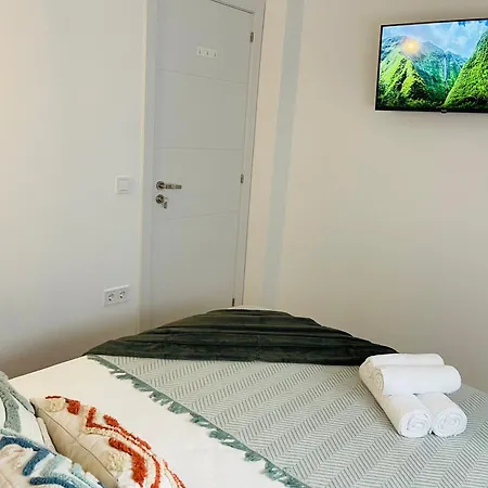 Solaz Malaga, Shared Apartment Buitenkant foto